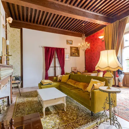 Au Chateau D'uriage-chamrousse Saint-Martin-dʼUriage