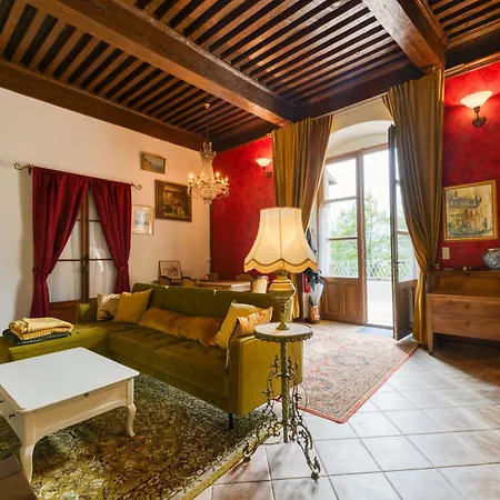 Au Chateau D'uriage-chamrousse *