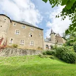 Au Château D’uriage-chamrousse * Saint-Martin-dʼUriage