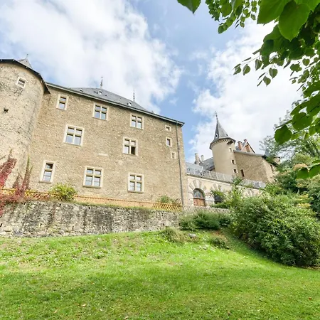 Au Chateau D'uriage-chamrousse * Saint-Martin-dʼUriage