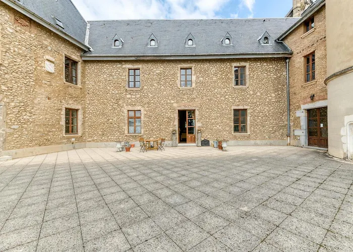 Au Chateau D'uriage-chamrousse Saint-Martin-dʼUriage